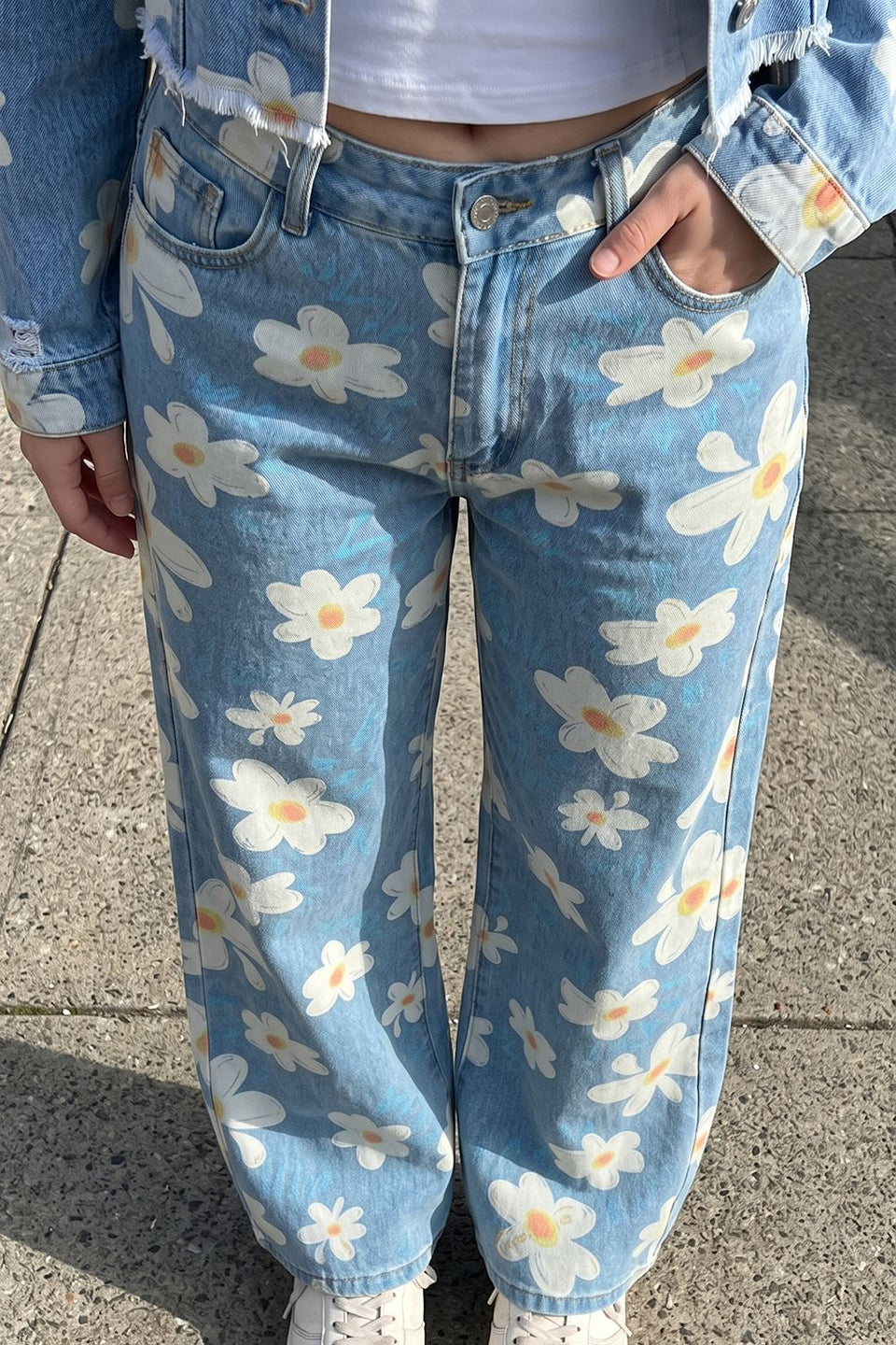 Pocketed Floral Wide Leg Jeans