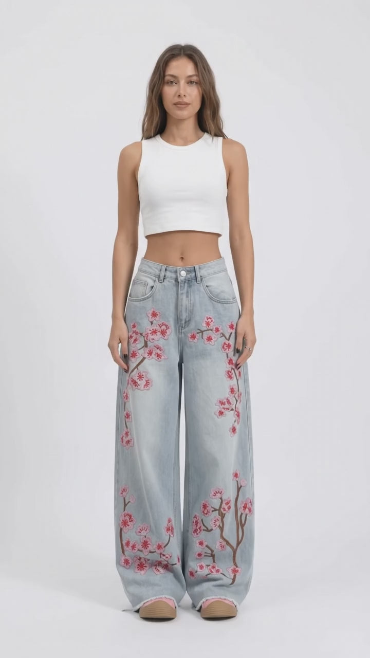 Embroidered Wide-Leg Baggy Jeans